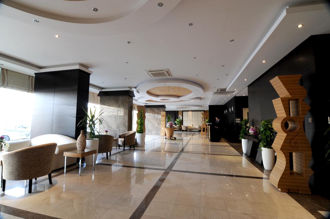 Rose Garden Hotel Эр-Рияд Экстерьер фото