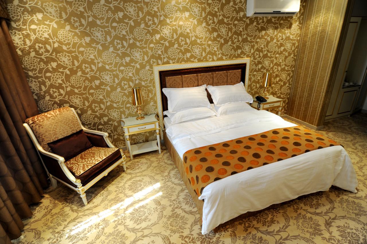 Rose Garden Hotel Эр-Рияд Экстерьер фото