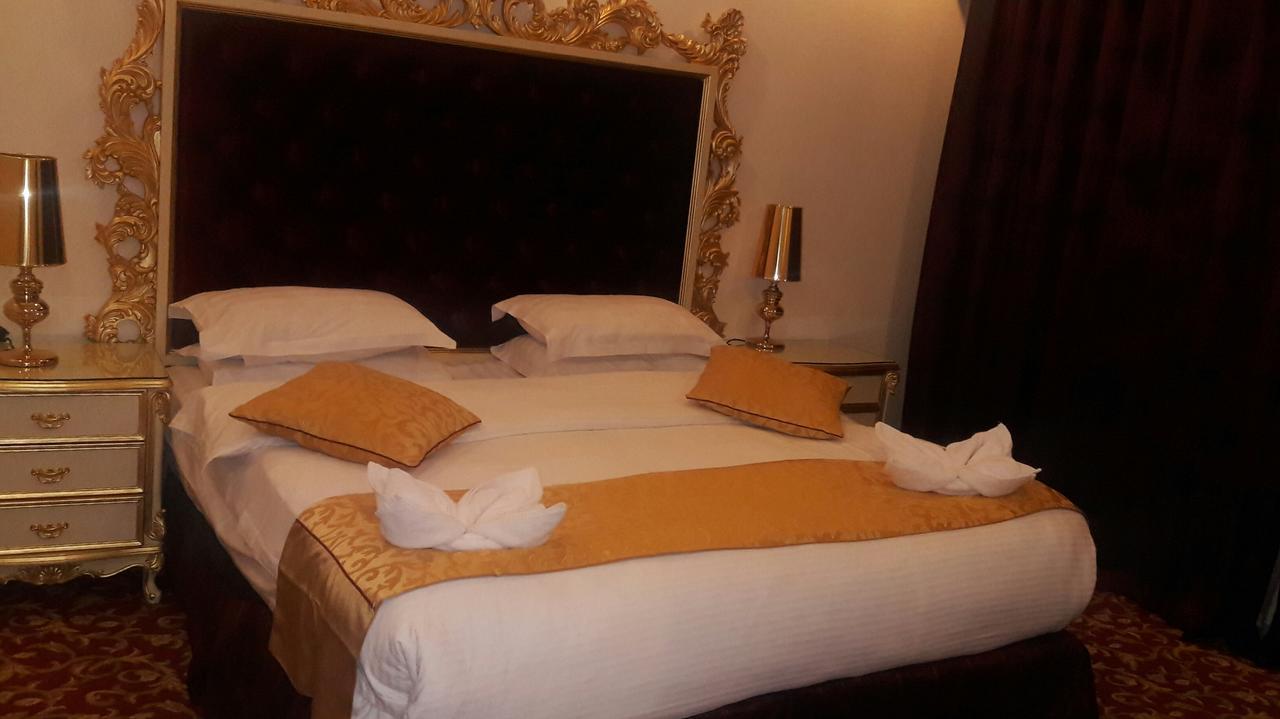 Rose Garden Hotel Эр-Рияд Экстерьер фото